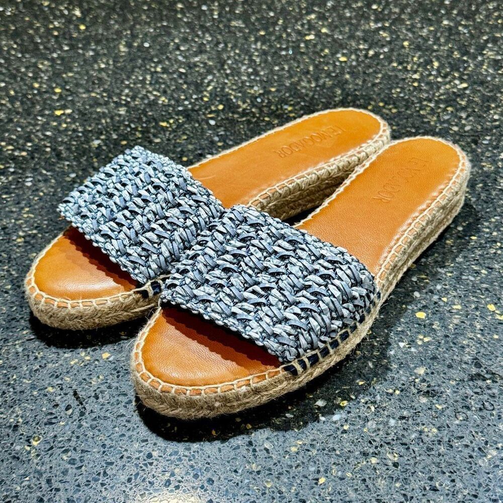 Le Mogador Slide Sandals. Size 38/US8